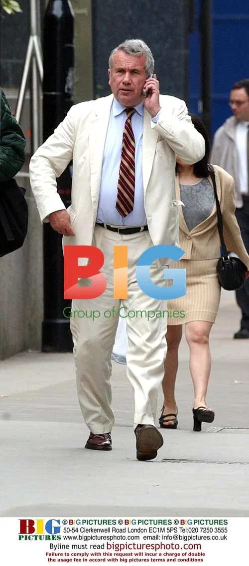 Martin Bell Spotted Near St. Paul's