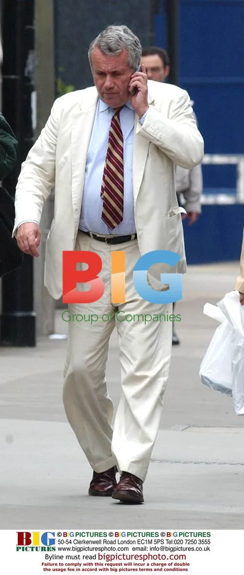 Martin Bell Spotted Near St. Paul's