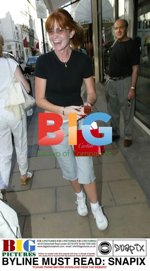 Patsy Palmer shopping in London