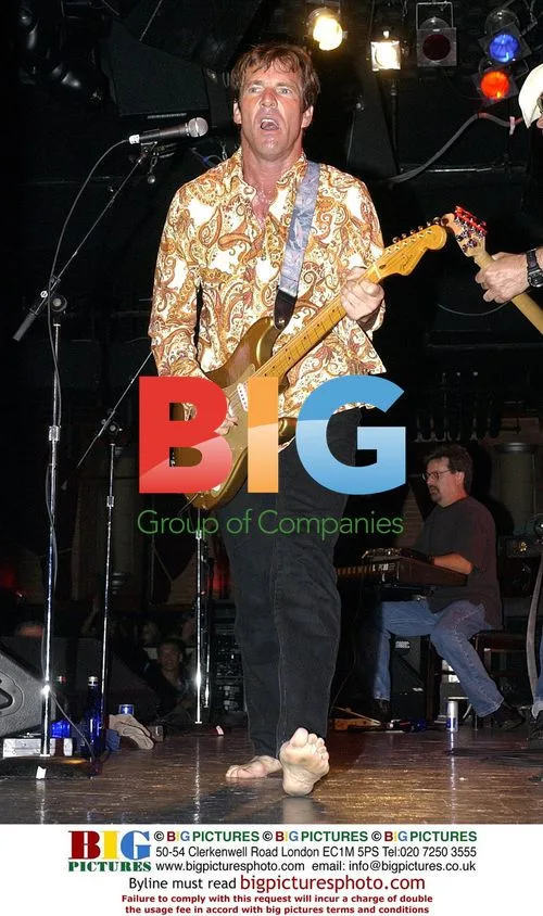 Dennis Quaid Performs with "The Sharks" in NY