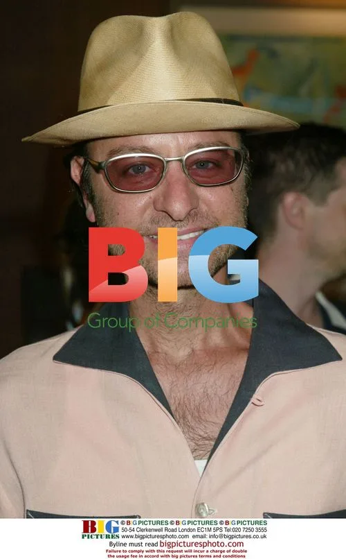 Fisher Stevens at "The Chteau" premiere