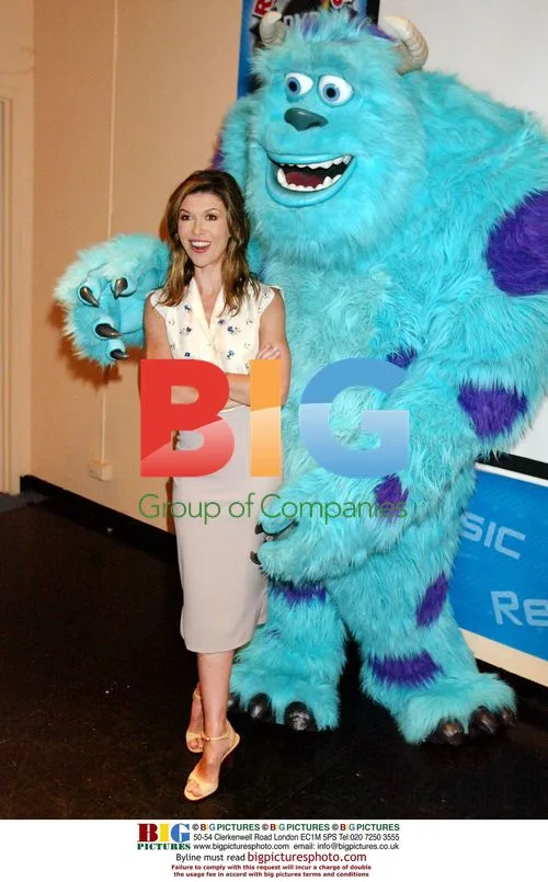 Finola Hughes and 'Sulley' at Disney DVD Release