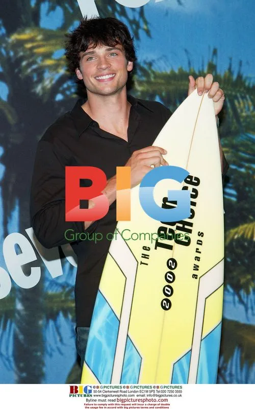 Tom Welling backstage at 2002 Teen Choice Awards