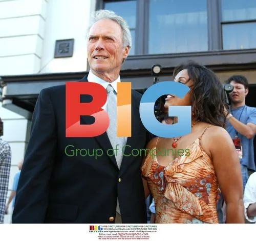 Clint Eastwood and Wanda De Jesus at "Blood Work" premiere