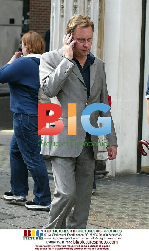 Vic Reeves Spotted in Central London