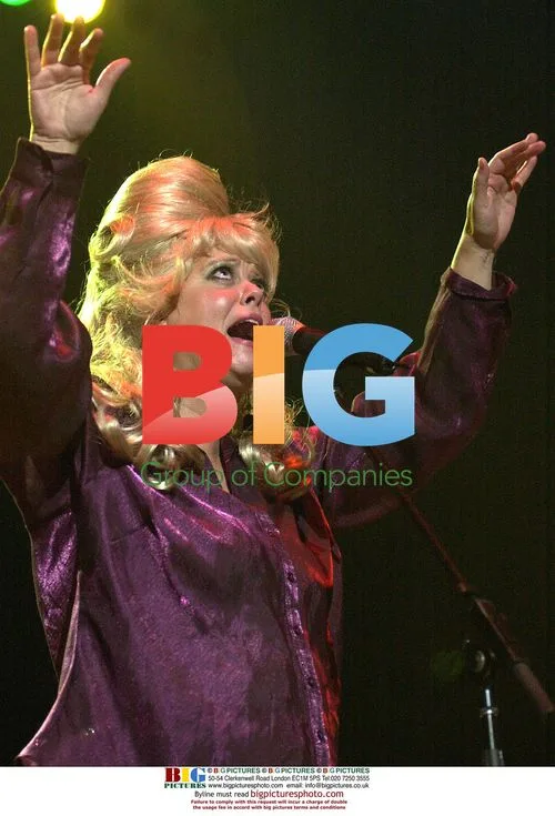 Cindy Wilson of The B52s Performs in Cleveland