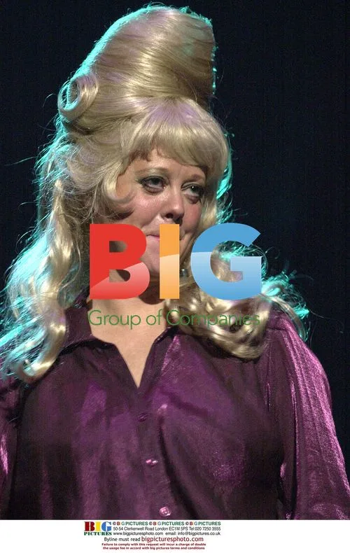 Cindy Wilson of The B-52's Performs in Cleveland