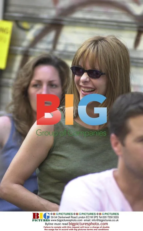 Meg Ryan and Nicole Kidman on "In the Cut" set
