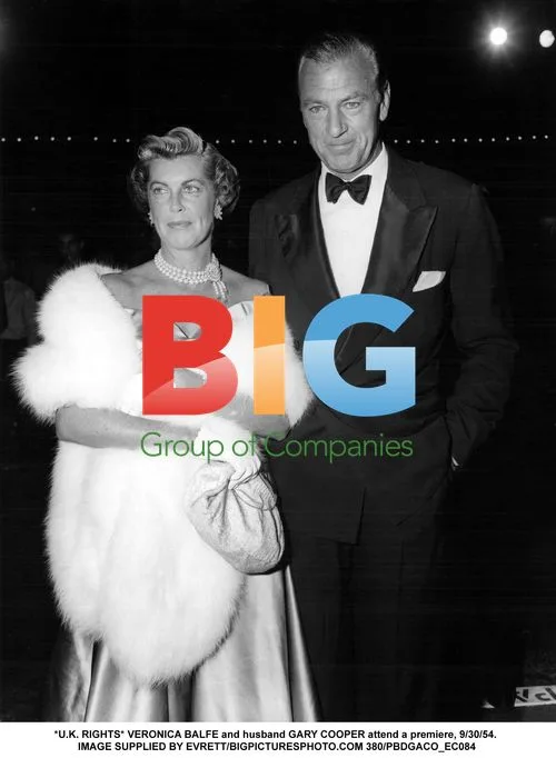 Gary Cooper and Veronica Balfe Attend Premiere