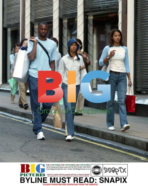 Patrick Viera and Partner Shopping in London