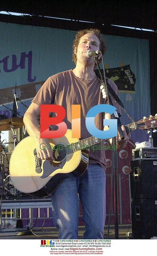 John Ondrasik of Five for Fighting performs