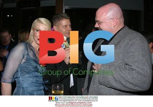 Director ANDREW NICCOL w/ wife show baby pics to Actor PRUITT TAYLOR VINCE