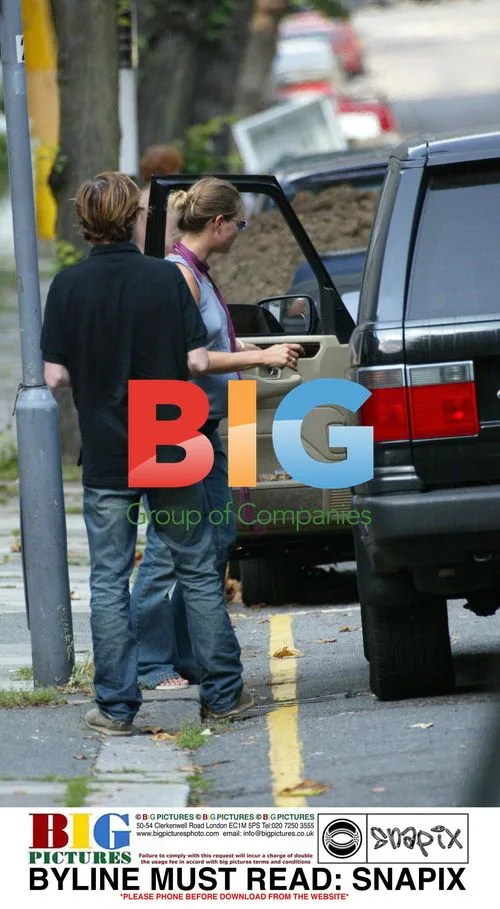 Pregnant Kate Moss Spotted in West London