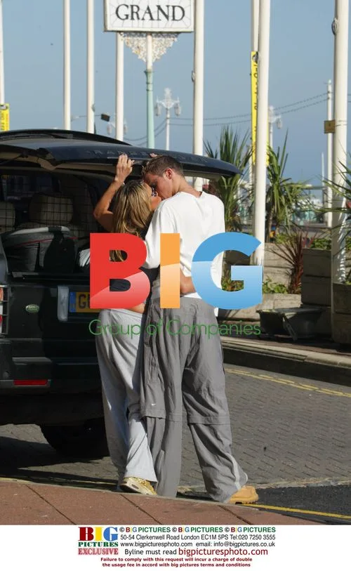 Glamour Model Jordon Seen Kissing Boyfriend