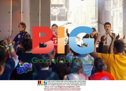 BBMak Perform on TRL in NYC