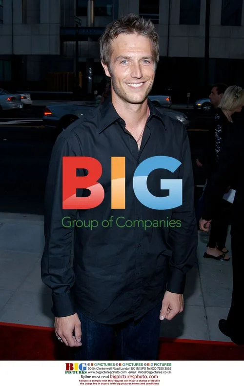Michael Vartan at "One Hour Photo" premiere