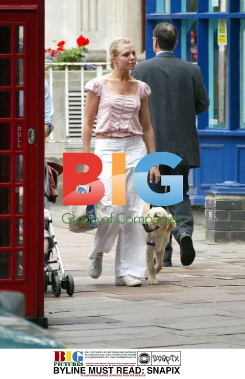 Samantha Janus takes family walk in London