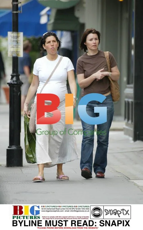 Sharleen Spiteri Pregnant Shopping in London