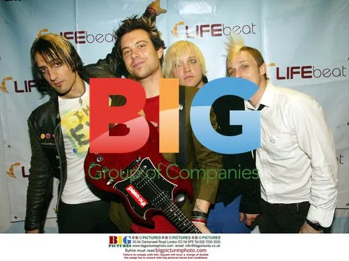 Sugarcult backstage before LIFEbeat benefit concert