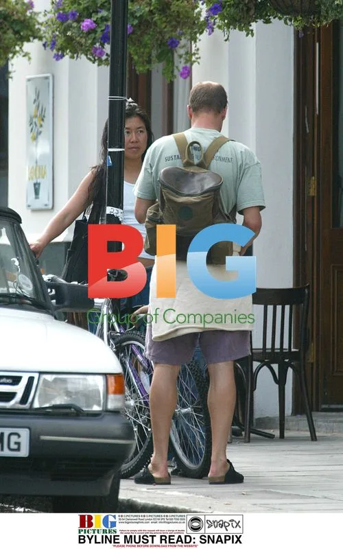 Woody Harrelson on Bicycle in North London