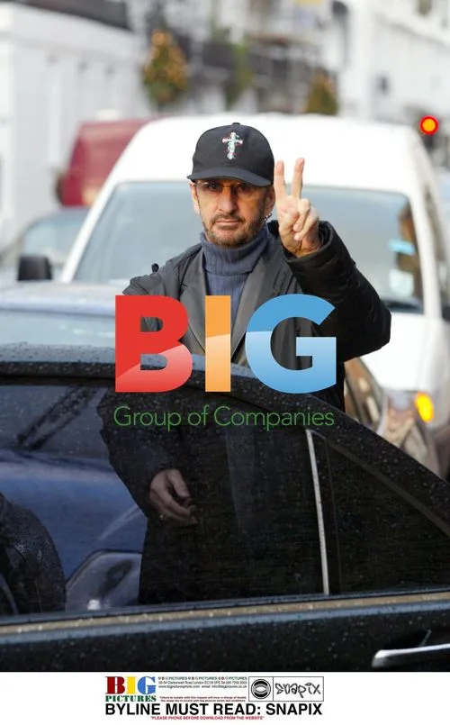 RINGO STARR Shopping with Wife BARBARA BACH