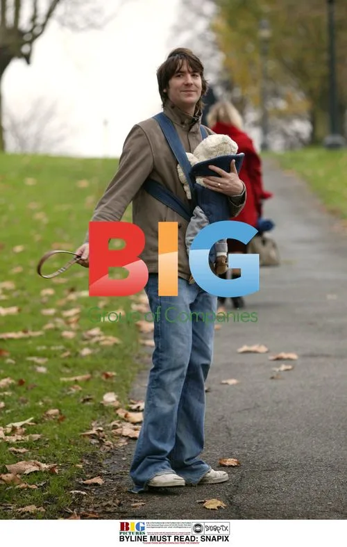 Dan Hipgrave and Baby Daughter Stroll in London