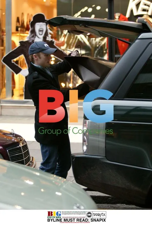 Ronan Keating Shopping in London