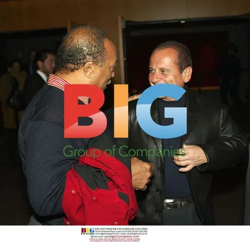 Quincy Jones and Joe Pesci at "Gangs of New York" Premiere