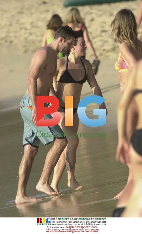 Mel C Enjoys Swim with Boyfriend