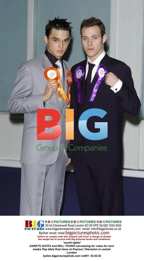 Gareth Gates and Will Young canvassing for Pop Idols