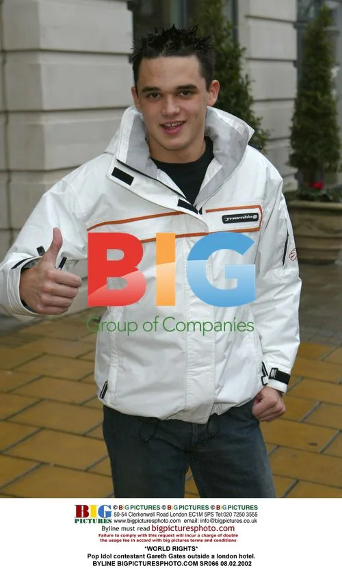 Gareth Gates outside London hotel