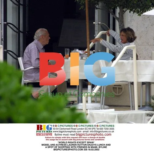 Lauren Hutton Enjoys Lunch and Shopping in Miami