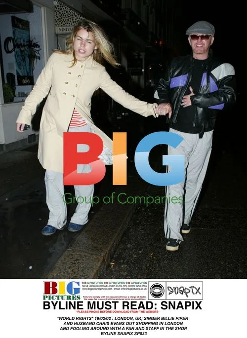 Kate Moss & Sadie Frost Leaving Restaurant