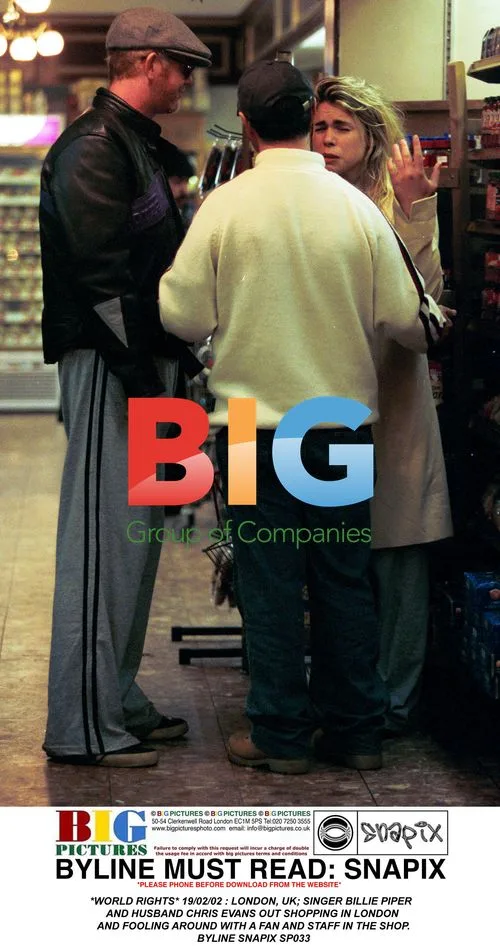 Billie Piper and Chris Evans Shopping in London