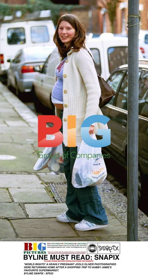 Jools Oliver Pregnant, Shopping