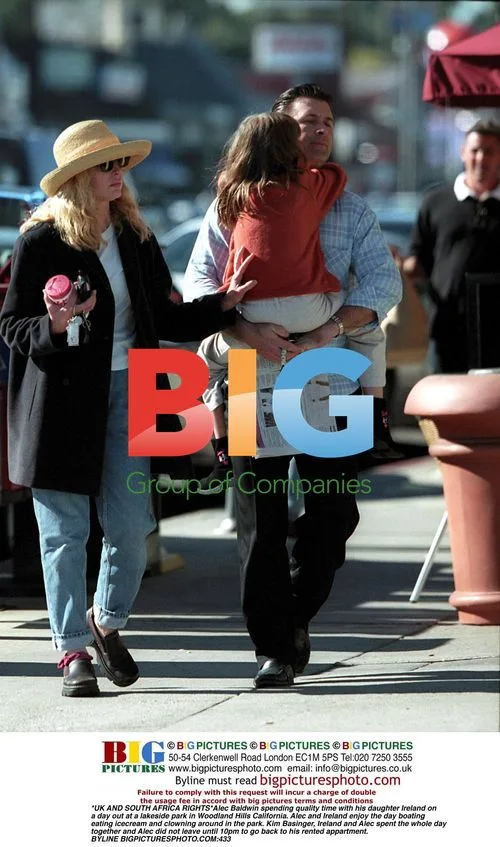 Alec Baldwin and daughter Ireland enjoy day out