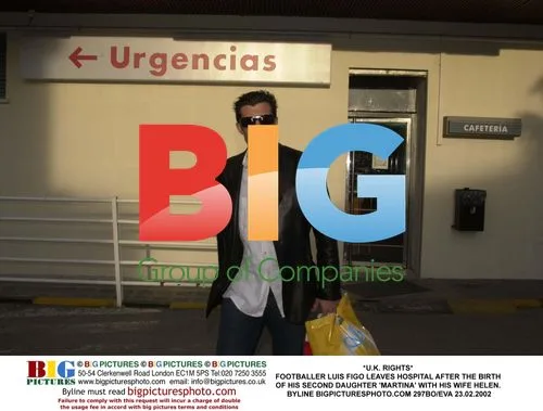 Footballer Luis Figo leaves hospital after daughter's birth