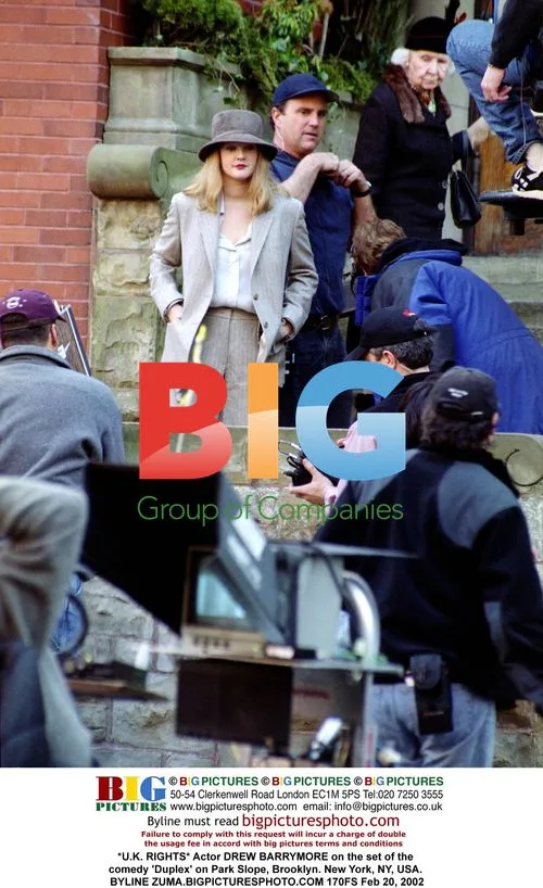 Drew Barrymore on set of 'Duplex' in NYC