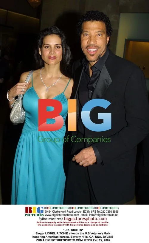 LIONEL RITCHIE attends U.S.Veteran's Gala in Beverly Hills