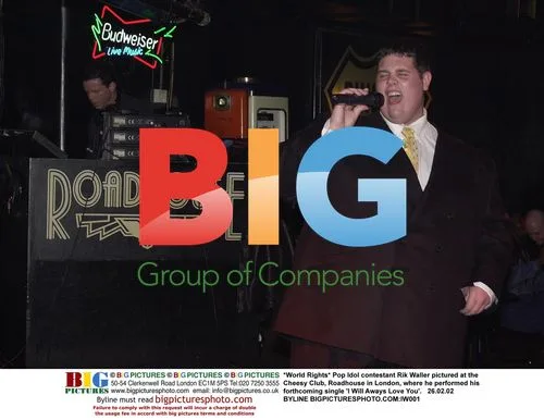 Pop Idol Contestant Rik Waller Performs at Cheesy Club