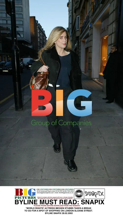 Imogen Stubbs Shopping on Sloane Street