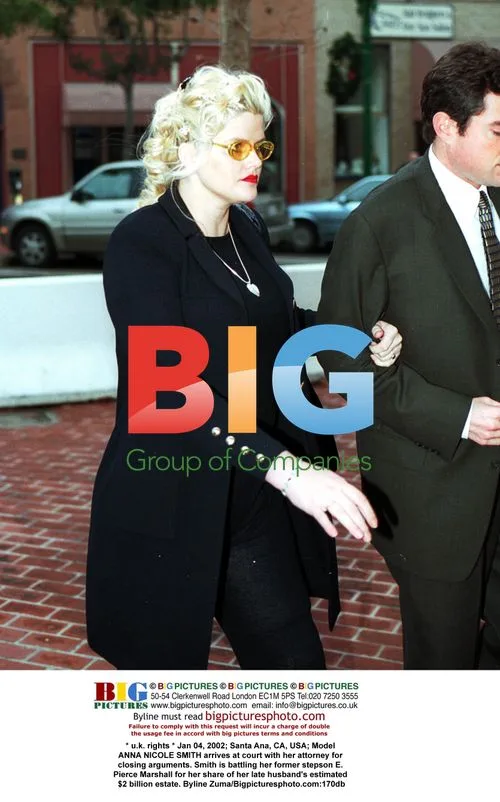 Anna Nicole Smith Arrives for Court Closing