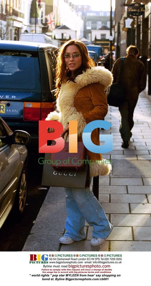 Pop Star Myleen Shopping on Bond St