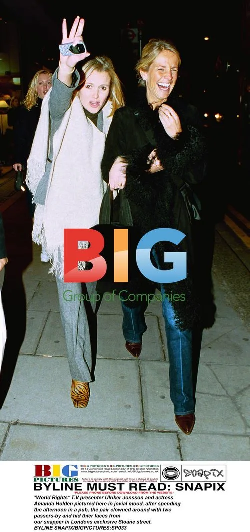 Ulriker Jonsson and Amanda Holden Captured on Sloane Street