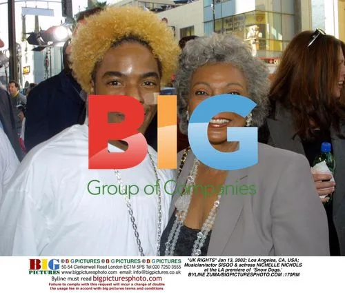 Sisqo & Nichelle Nichols at 'Snow Dogs' Premiere