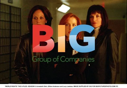 The X-Files: Season 9 with Annabeth Gish, Gillian Anderson and Lucy Lawless