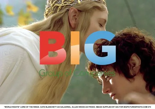 LORD OF THE RINGS: Cate Blanchett as Galadriel, Elijah Wood as Frodo