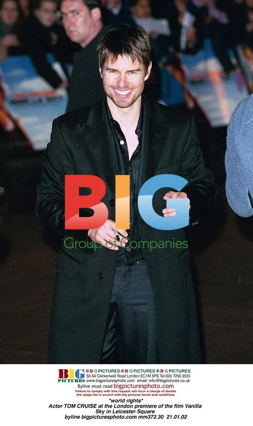 Tom Cruise at Vanilla Sky Premiere