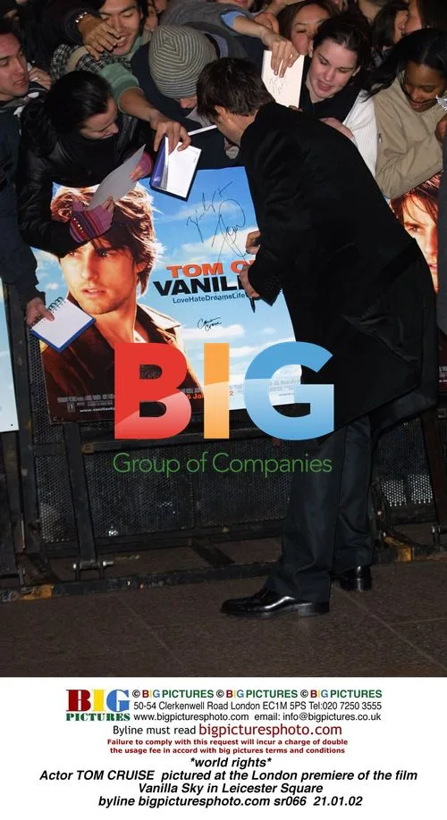 Tom Cruise at 'Vanilla Sky' London Premiere