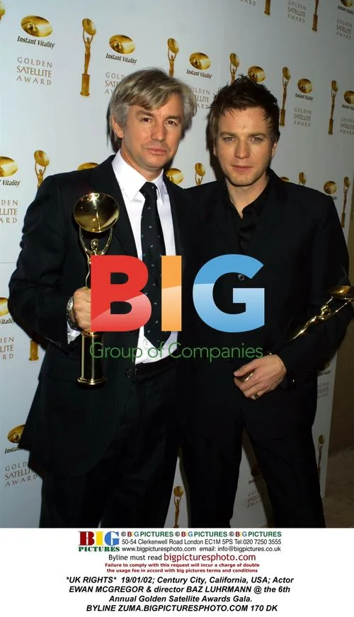 Ewan McGregor & Baz Luhrmann at 6th Golden Satellite Awards